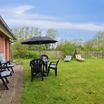 Fiola - 20km From The Sea By Interhome