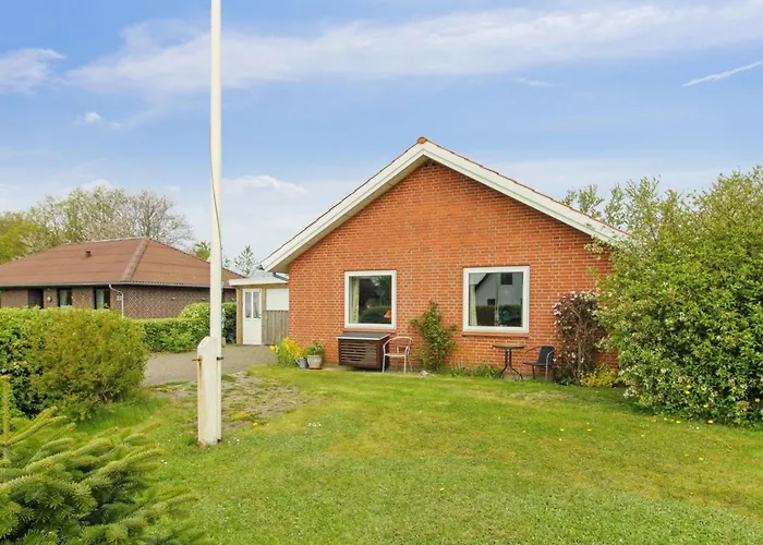 Fiola - 20km From The Sea By Interhome Bredebro